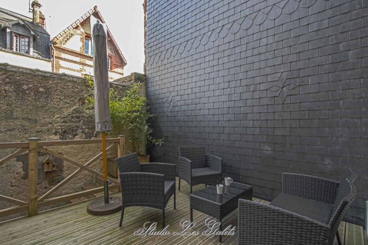 Apartamento La Venelle Du Bassin Honfleur Exterior foto